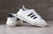 Load image into Gallery viewer, Adidas Originals "Beyonce Superstar Leather Platform"
