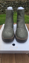 Load image into Gallery viewer, BLOWFISH MALIBU Joy Moss Prospector Vegan Zip Up Chelsea Boots Moss Green UK 6
