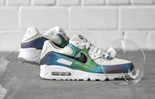 Load image into Gallery viewer, Nike Air Max 90 &quot;Bubble Pack&quot;
